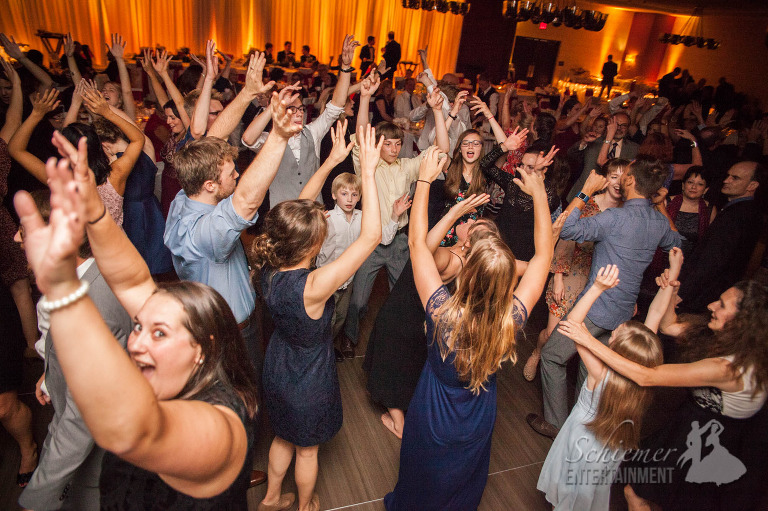 sheraton-pittsburgh-airport-wedding-reception-dj-17-of-25