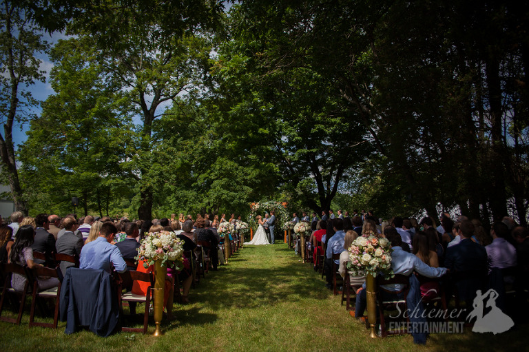 Gilfillan Farm Pittsburgh Wedding DJ (5 of 25)