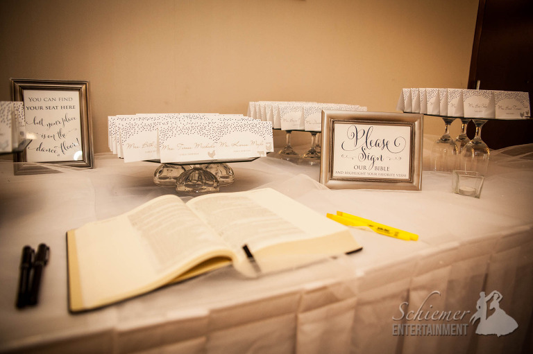 Sheraton Pittsburgh Airport Wedding Reception (1 of 25)