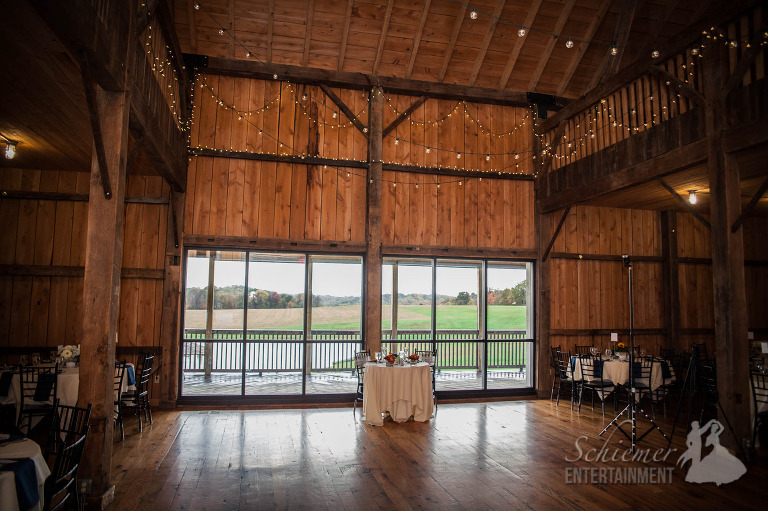 The White Barn Pittsburgh Wedding Dj Disc Jockey Eric Schiemer